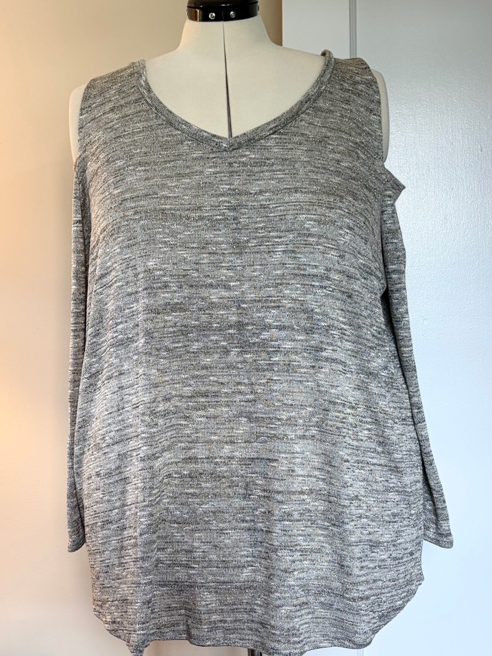 Cold-Shoulder V-Neck Knit Top